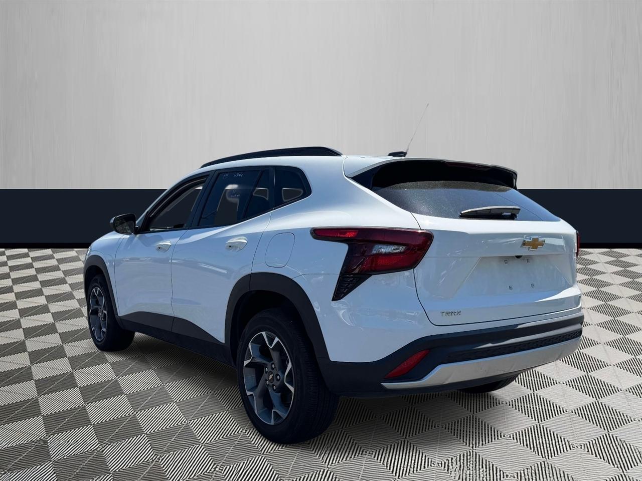 Chevrolet Trax FWD 4dr LT 2025