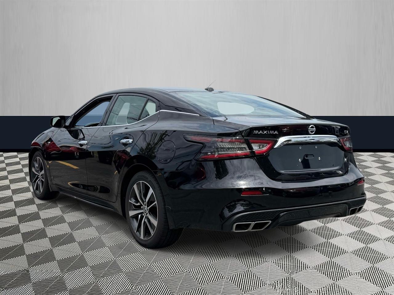 Nissan Maxima SV 3.5L 2019