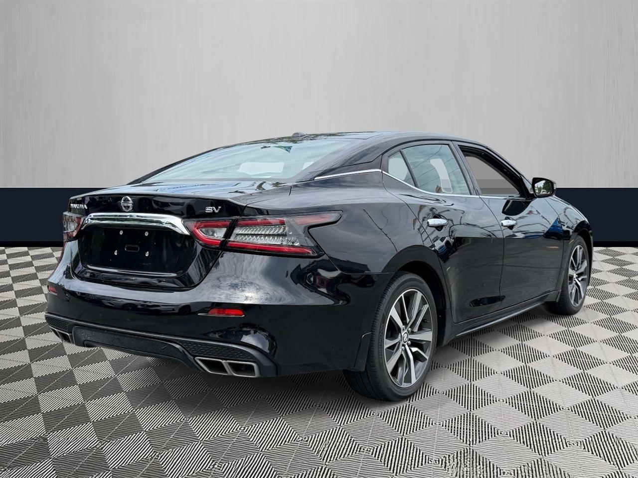 Nissan Maxima SV 3.5L 2019