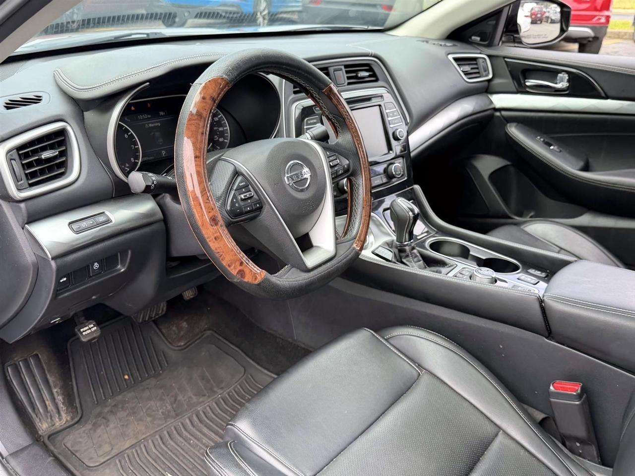 Nissan Maxima SL 3.5L 2019
