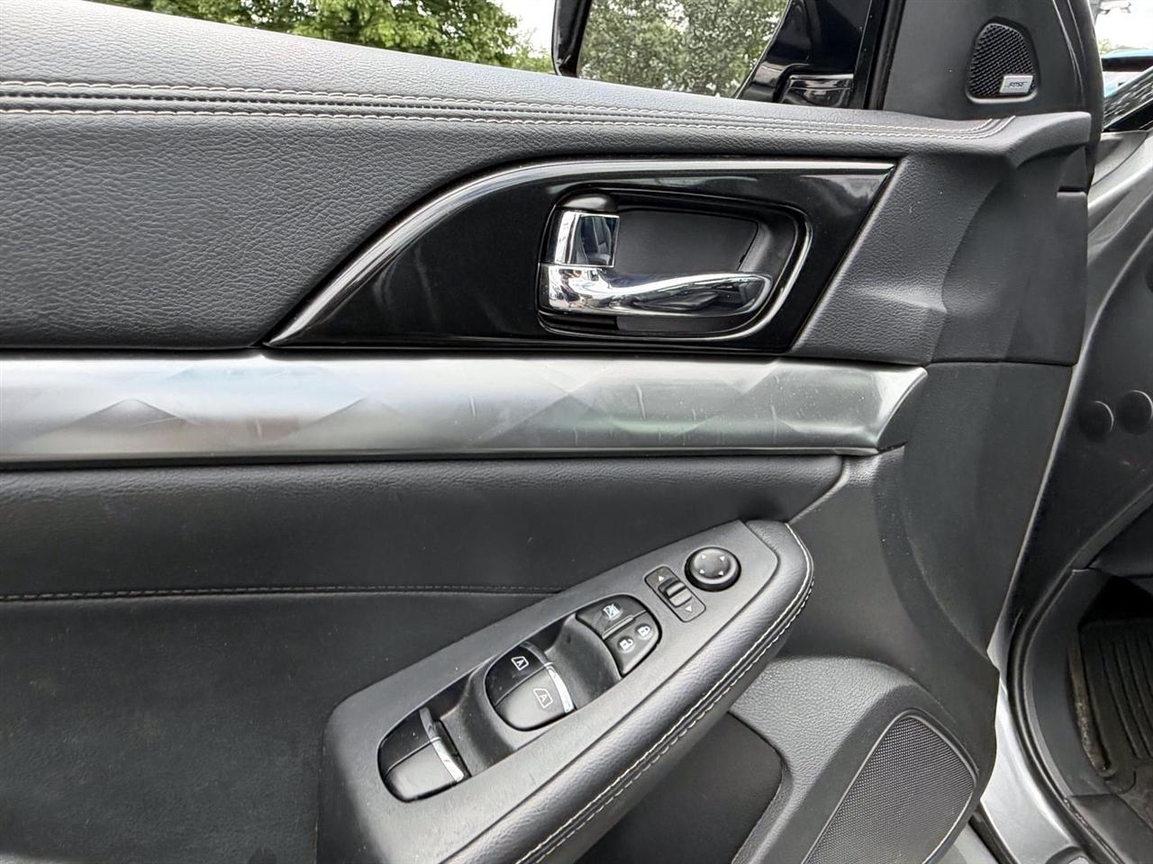 Nissan Maxima SL 3.5L 2019