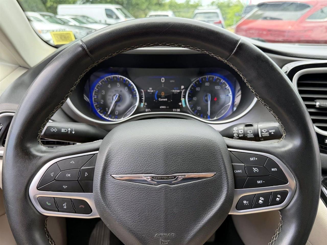 Chrysler Pacifica Touring L FWD 2022