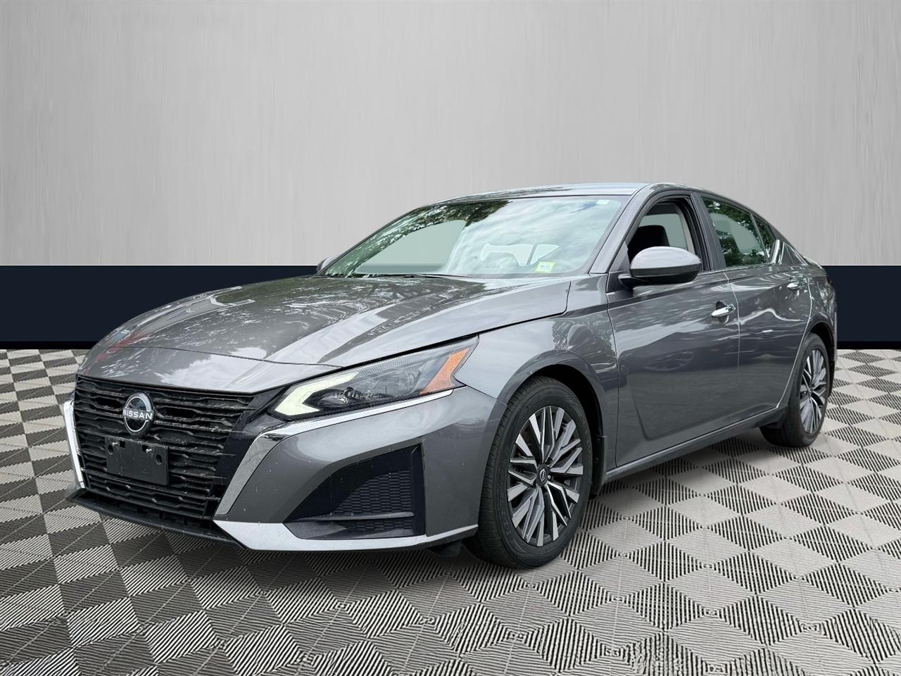 Nissan Altima 2.5 SV Sedan 2023