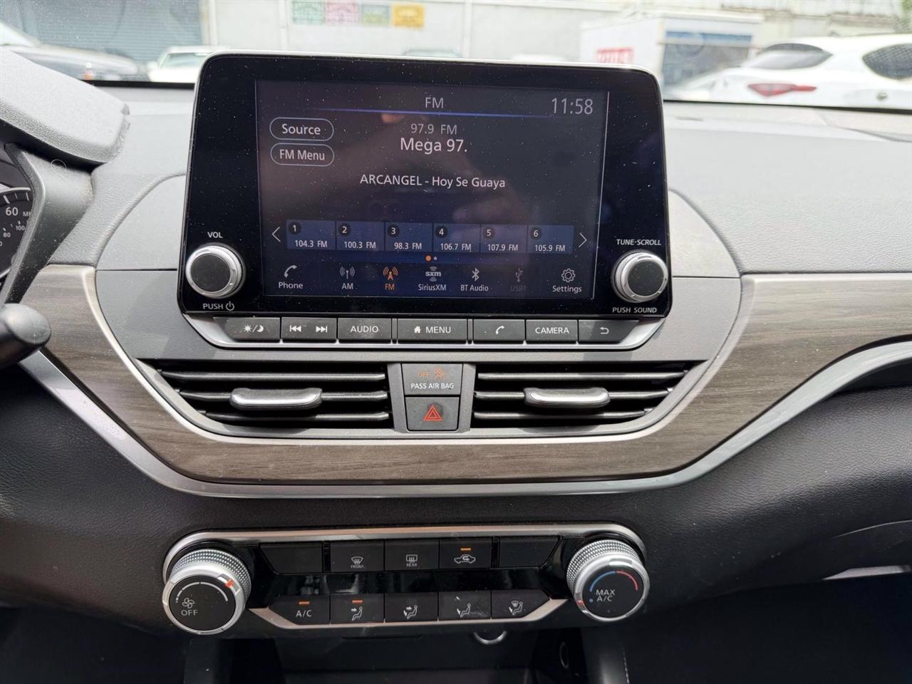 Nissan Altima 2.5 SV Sedan 2023