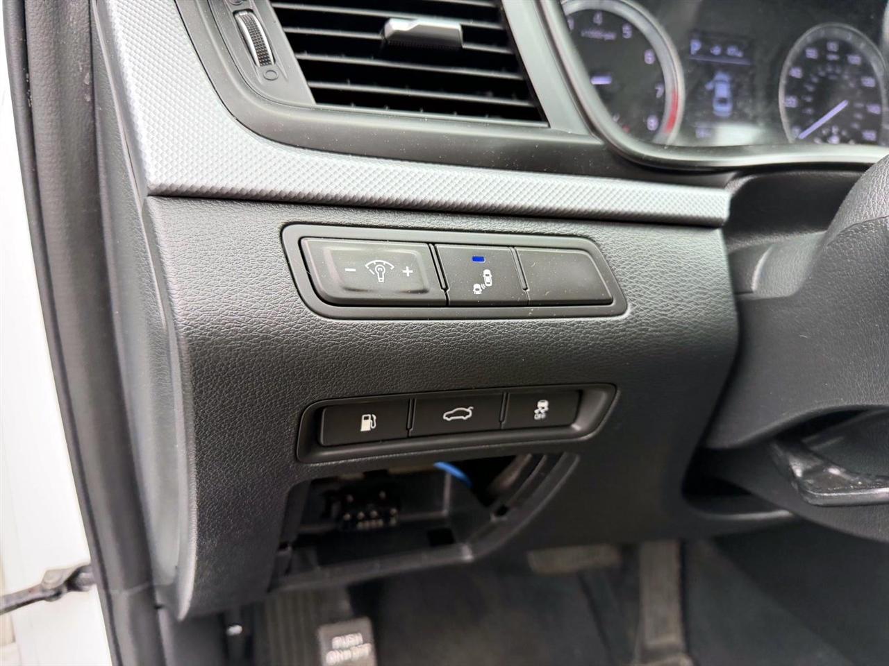 Hyundai Sonata SE 2.4L 2019