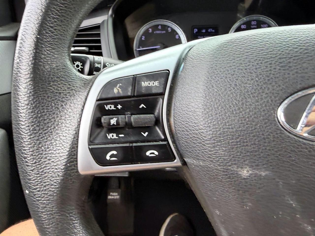 Hyundai Sonata SE 2.4L 2019