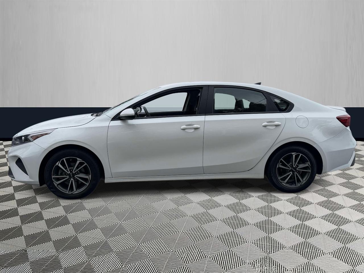 Kia Forte LXS IVT 2023
