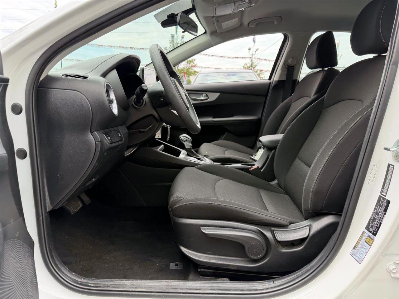 Kia Forte LXS IVT 2023