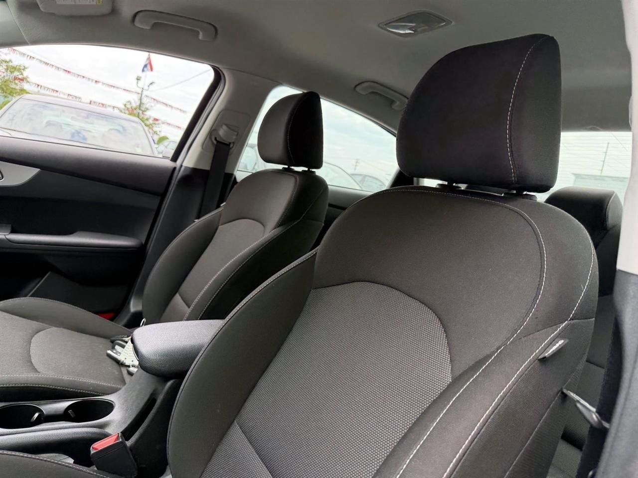 Kia Forte LXS IVT 2023