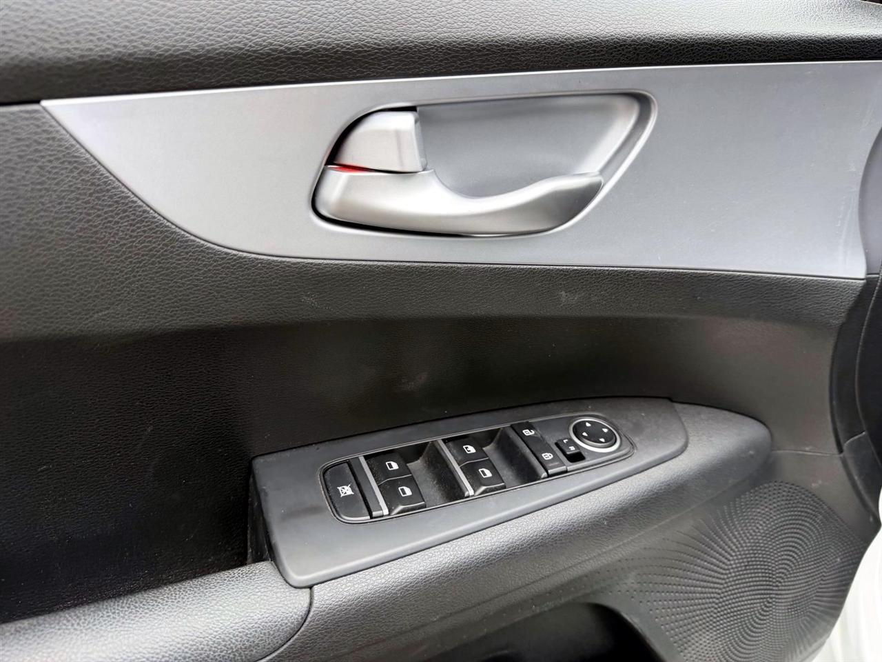 Kia Forte LXS IVT 2023