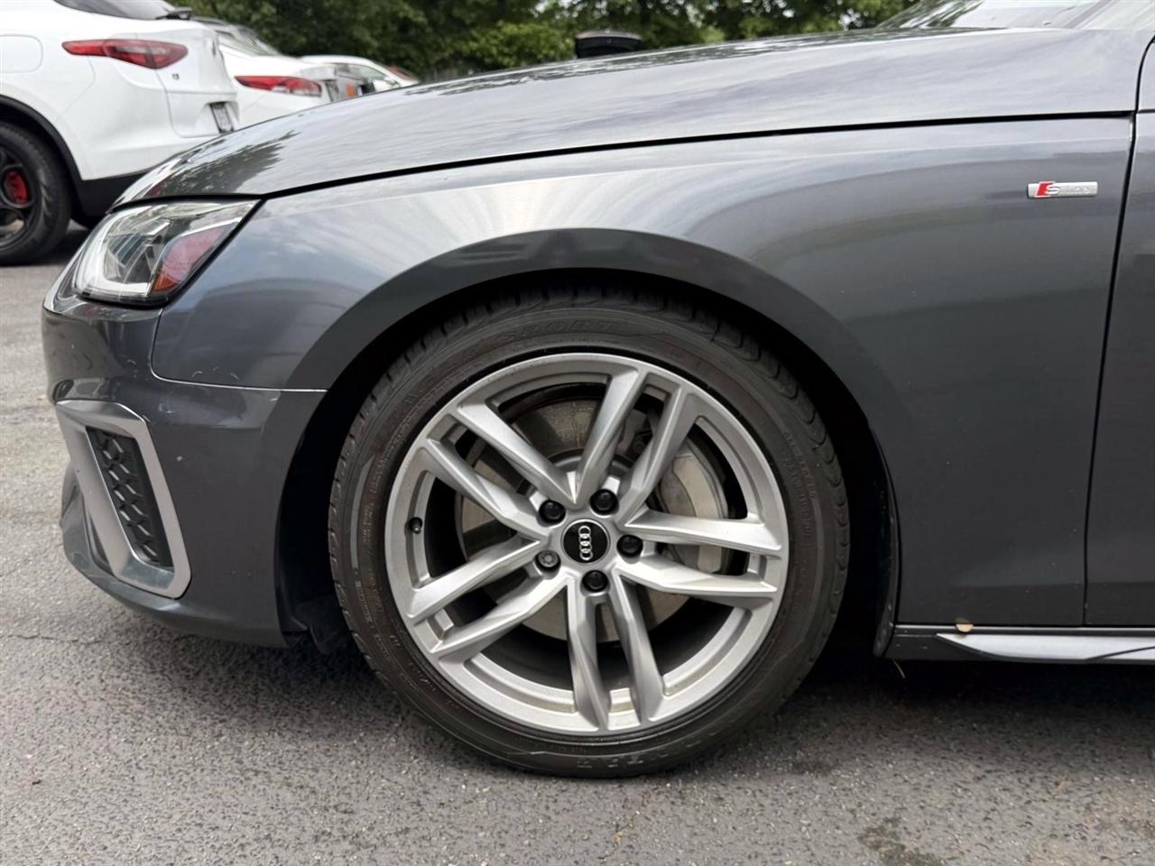 Audi A4 Sedan Premium Plus 45 TFSI quattro 2020