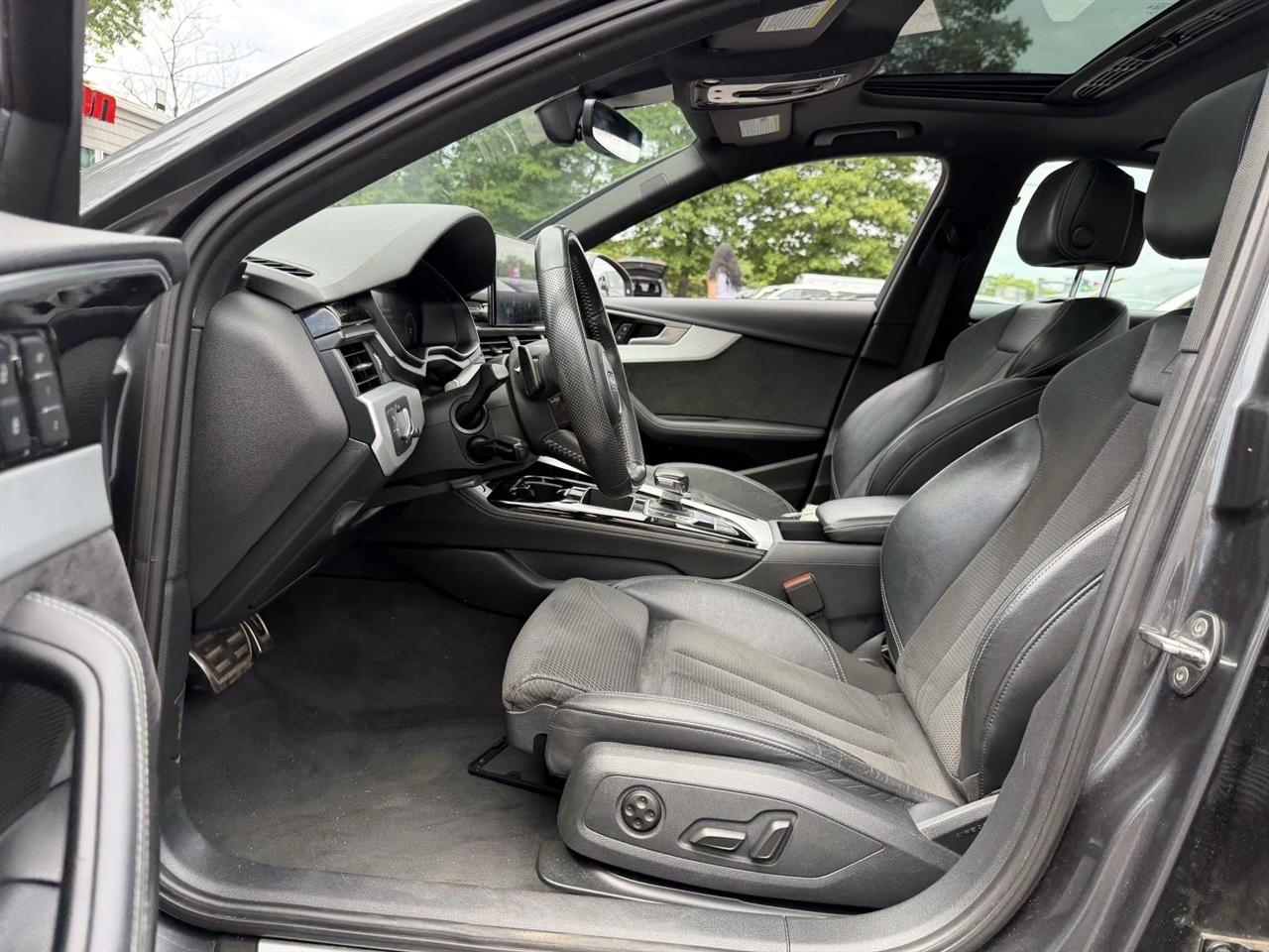 Audi A4 Sedan Premium Plus 45 TFSI quattro 2020