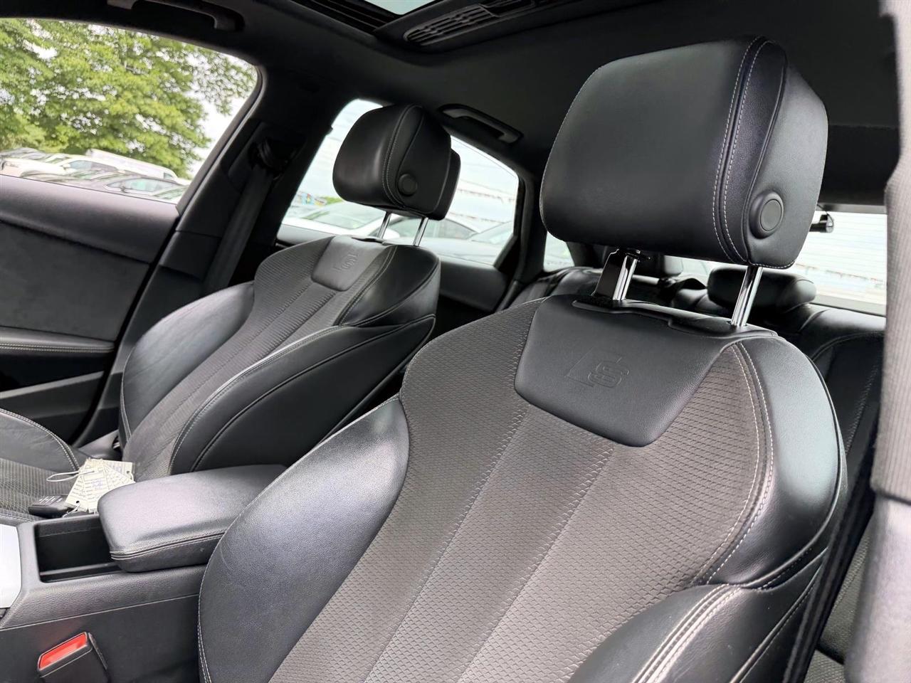 Audi A4 Sedan Premium Plus 45 TFSI quattro 2020