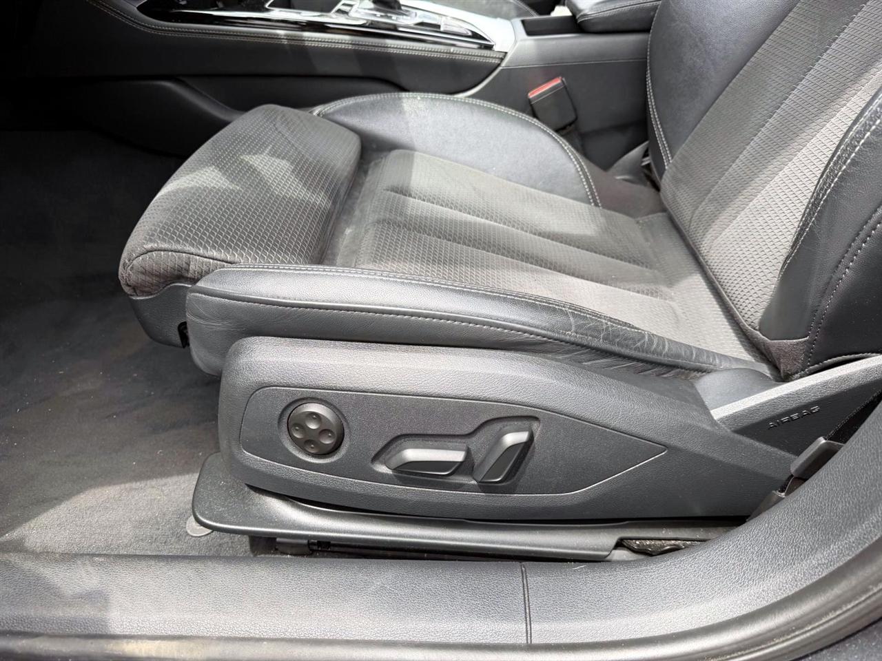 Audi A4 Sedan Premium Plus 45 TFSI quattro 2020