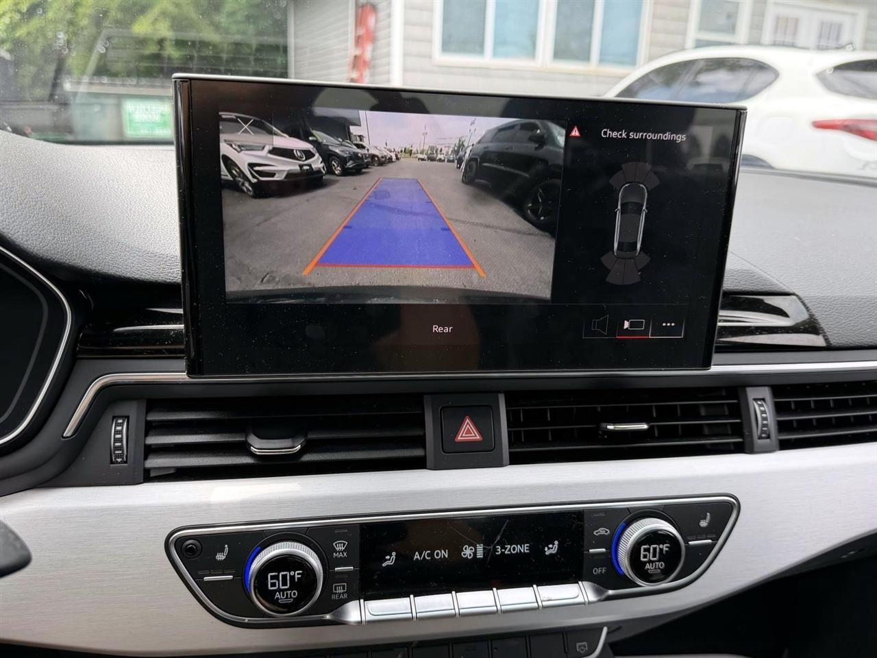 Audi A4 Sedan Premium Plus 45 TFSI quattro 2020