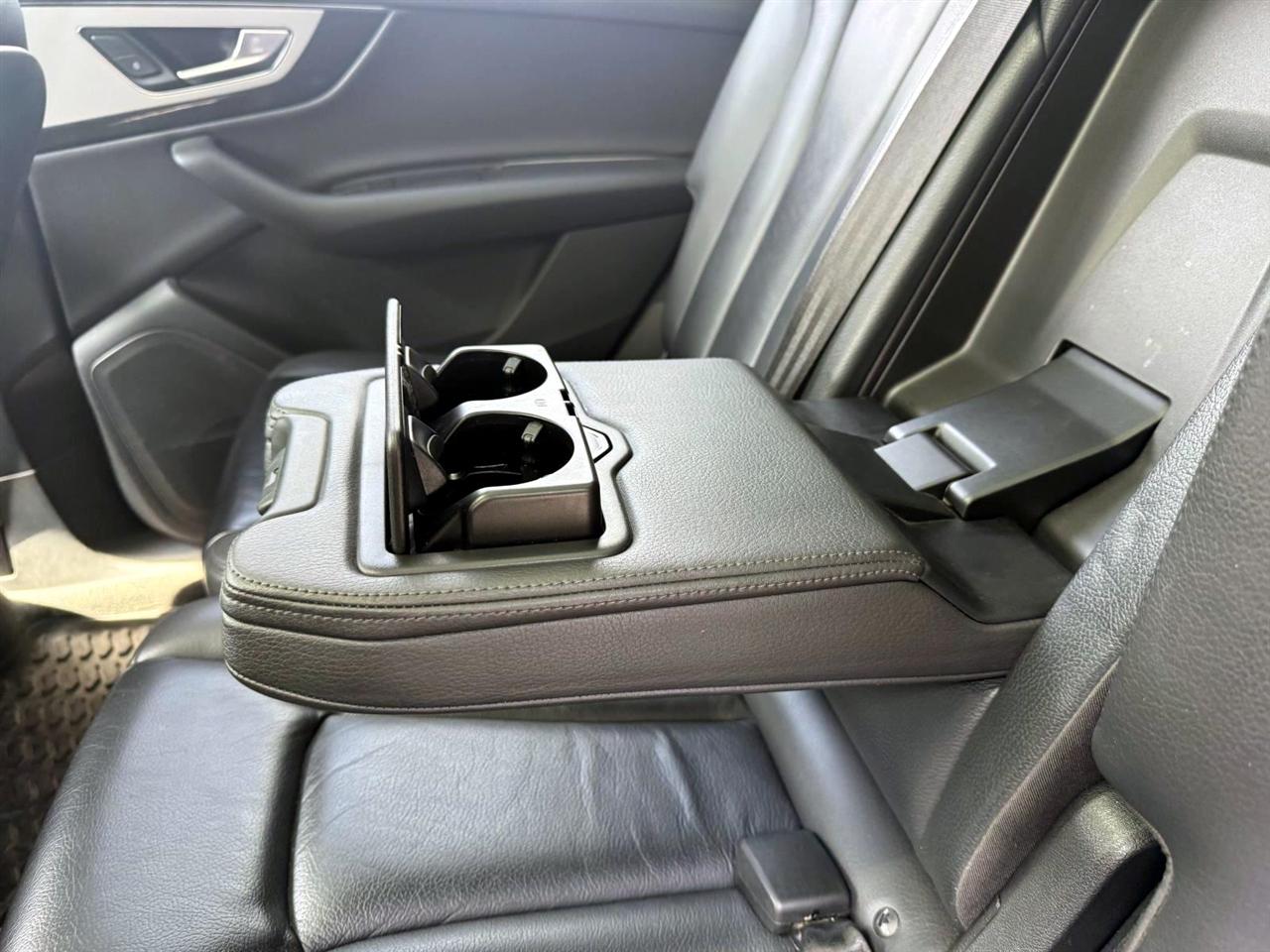 Audi Q7 SE Premium 45 TFSI quattro 2019