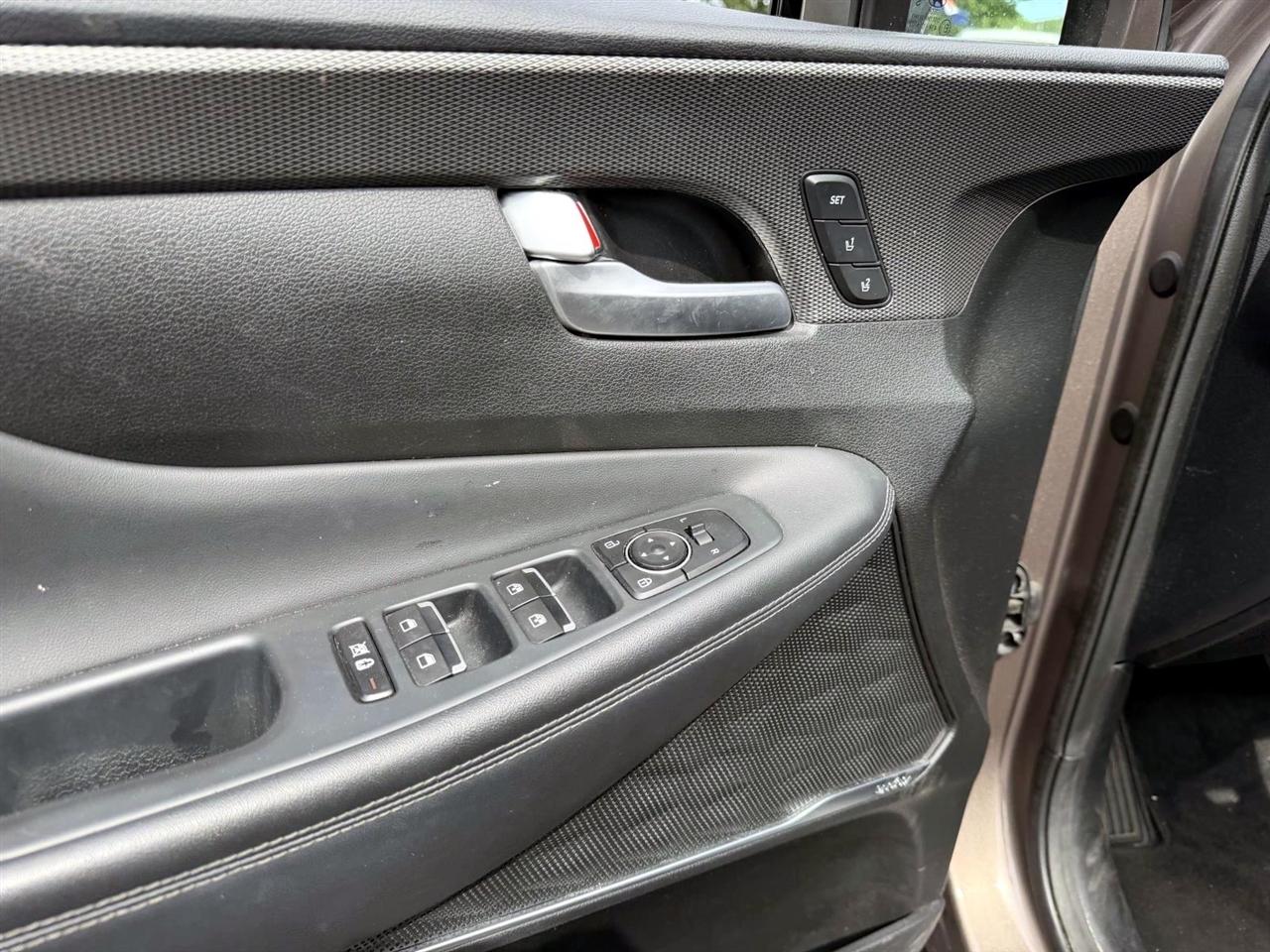 Hyundai Santa Fe Limited 2.0T Auto AWD 2020