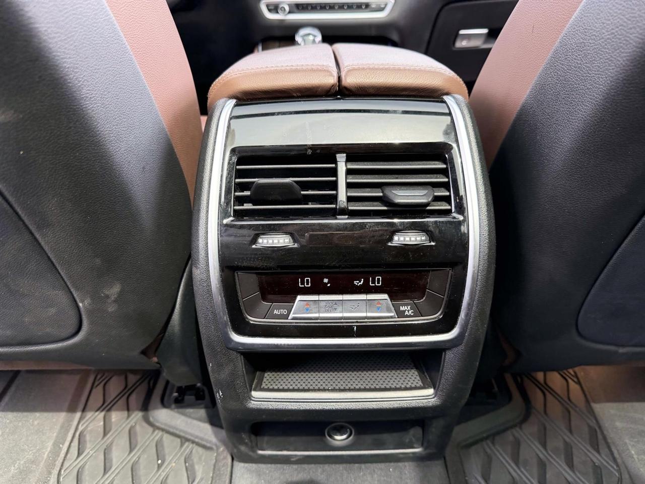 BMW X5 xDrive40i Sports Activity Vehicle 2020
