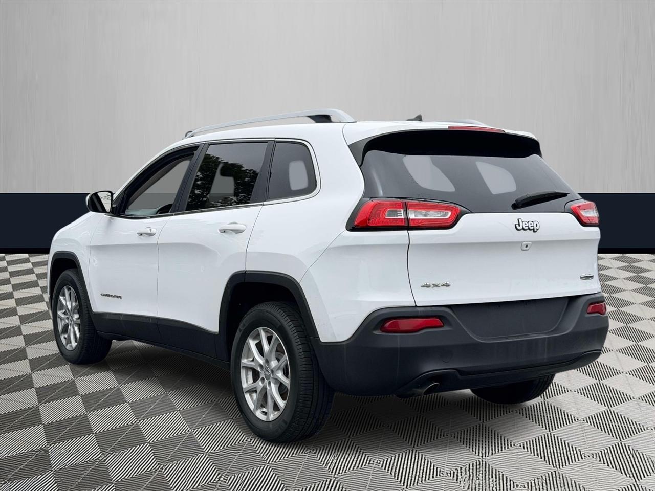 Jeep Cherokee 4WD 4dr Latitude 2015