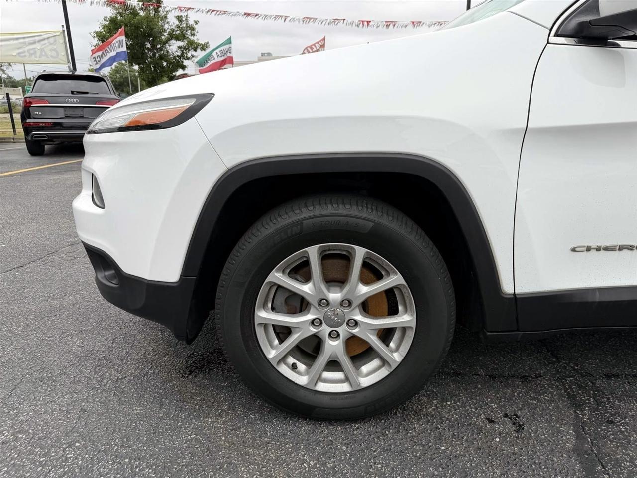 Jeep Cherokee 4WD 4dr Latitude 2015