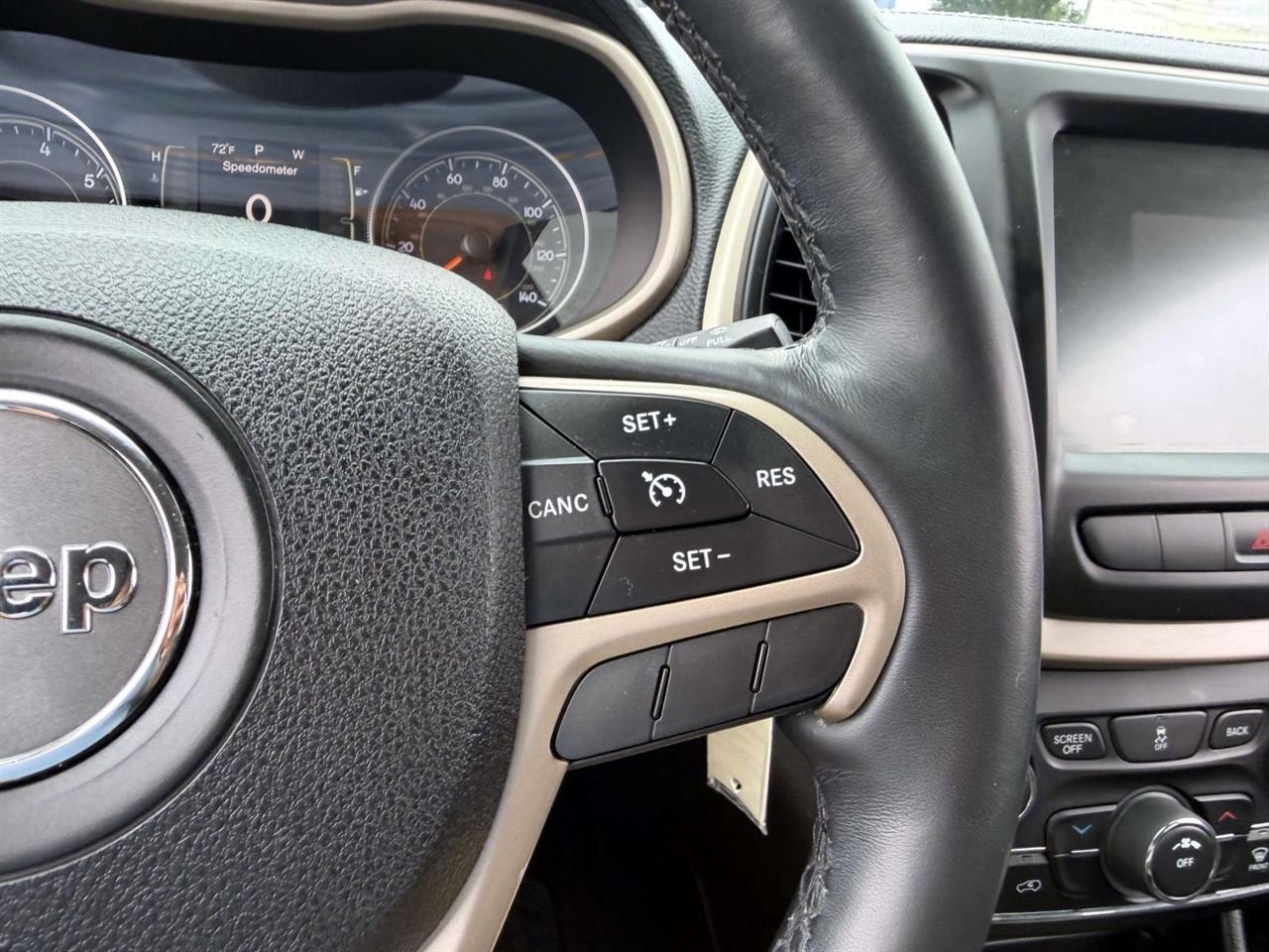 Jeep Cherokee 4WD 4dr Latitude 2015