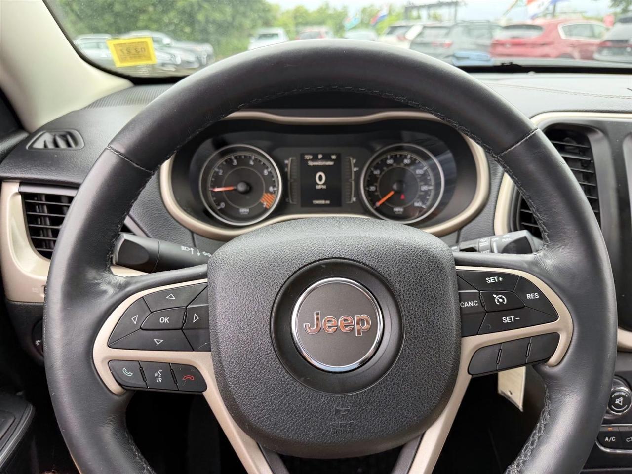 Jeep Cherokee 4WD 4dr Latitude 2015