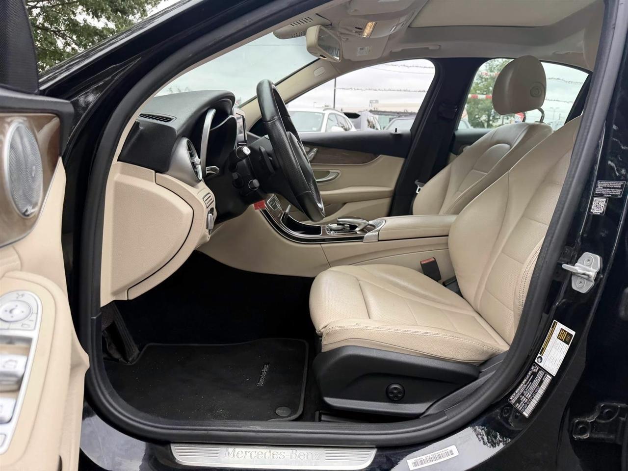 Mercedes-Benz C-Class 4dr Sdn C 300 4MATIC 2015