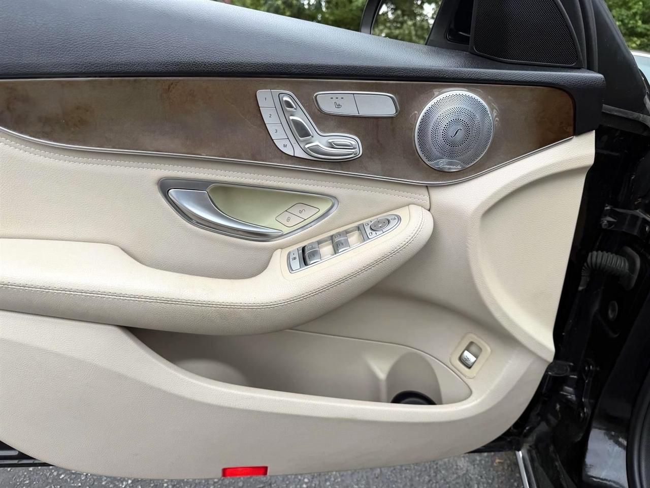 Mercedes-Benz C-Class 4dr Sdn C 300 4MATIC 2015