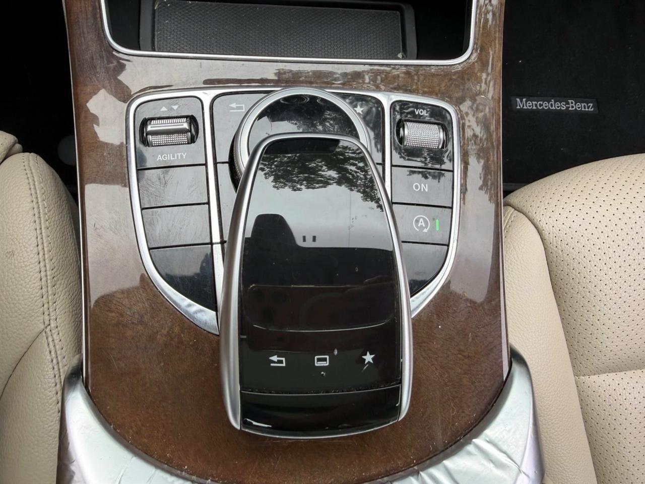 Mercedes-Benz C-Class 4dr Sdn C 300 4MATIC 2015