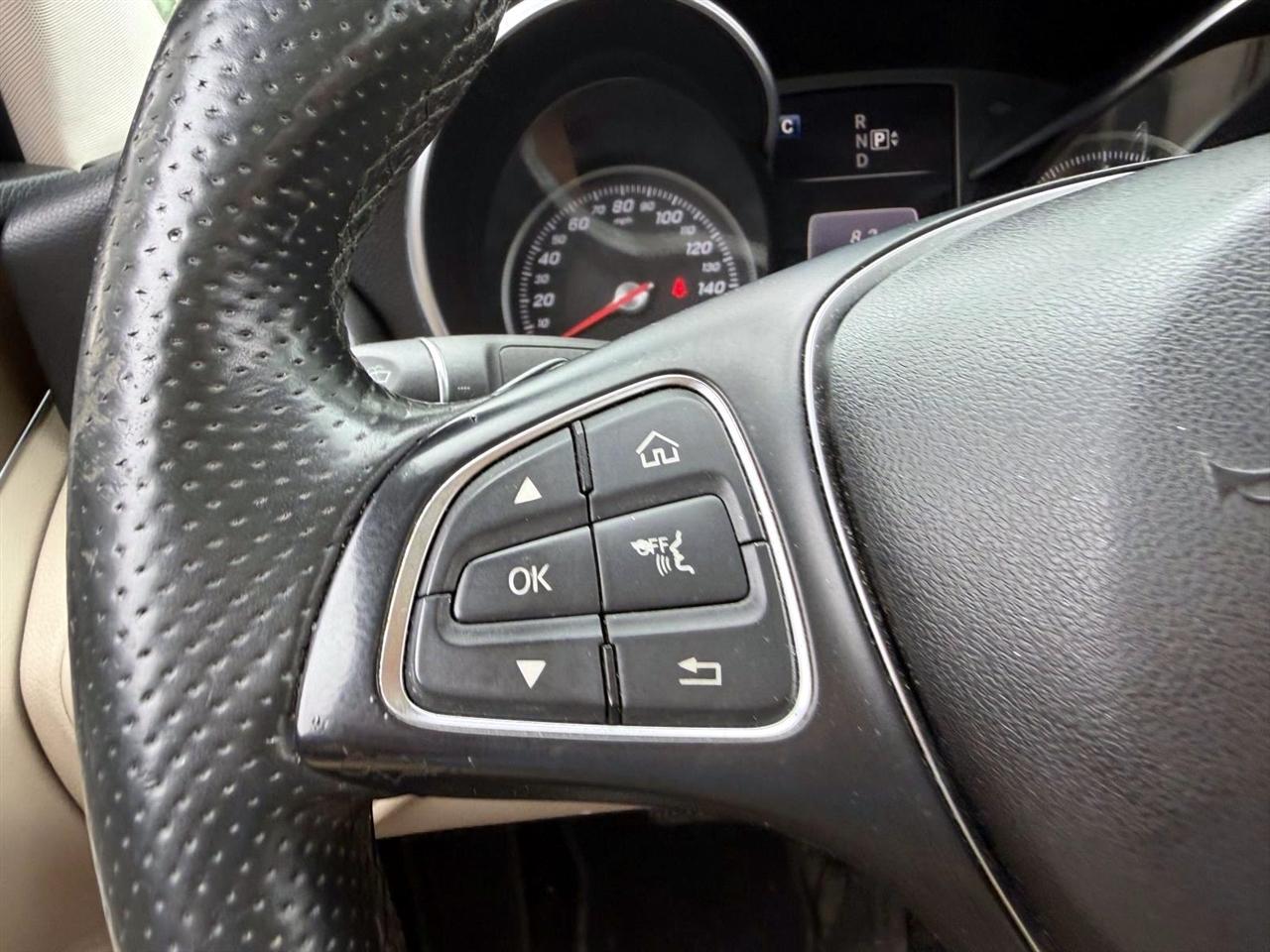 Mercedes-Benz C-Class 4dr Sdn C 300 4MATIC 2015