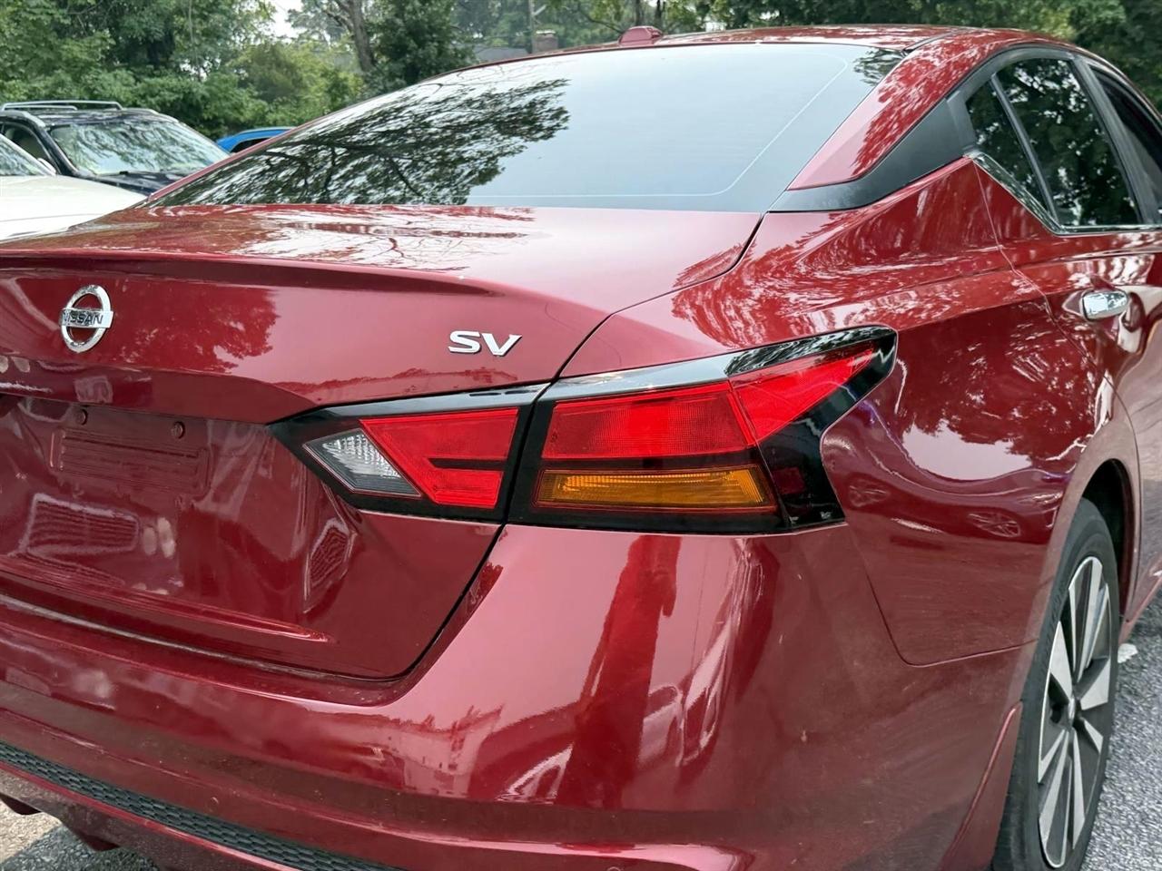 Nissan Altima 2.5 SV Sedan 2021