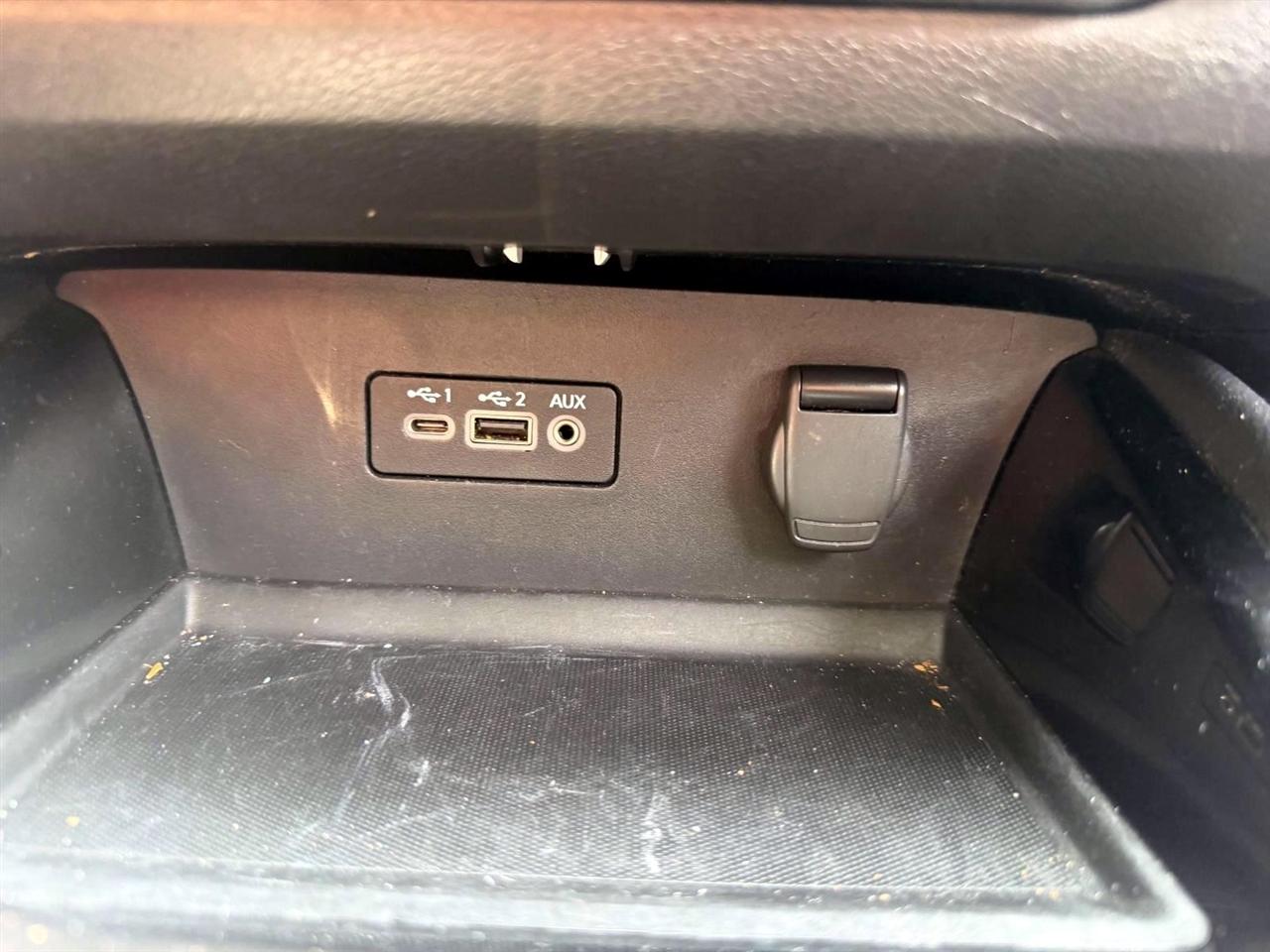 Nissan Altima 2.5 SV Sedan 2021