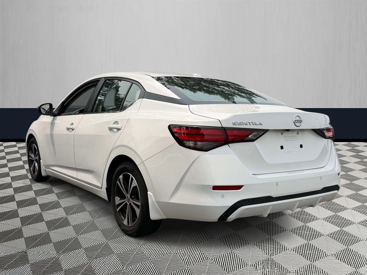 Nissan Sentra SV CVT 2021
