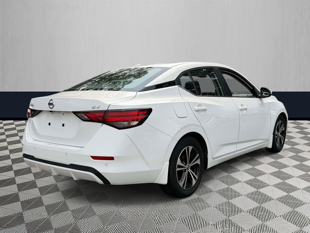 Nissan Sentra SV CVT 2021