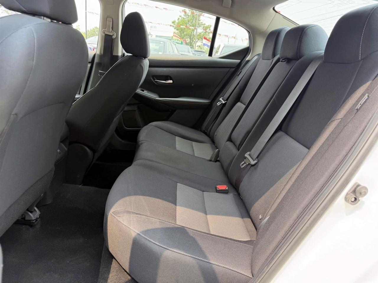 Nissan Sentra SV CVT 2021