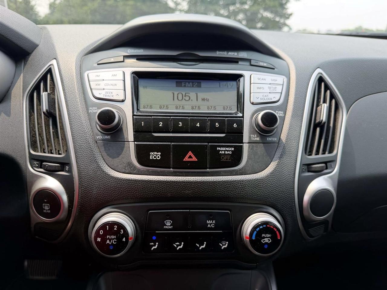 Hyundai Tucson FWD 4dr Auto GLS PZEV 2012