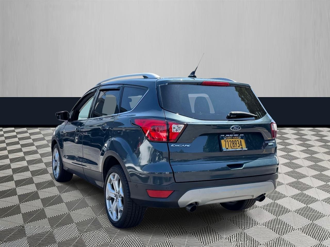 Ford Escape Titanium 4WD 2019