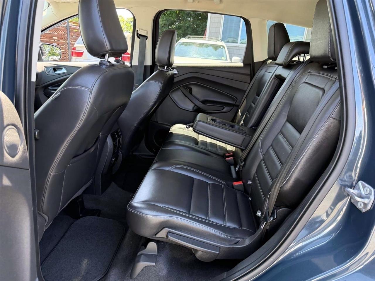 Ford Escape Titanium 4WD 2019