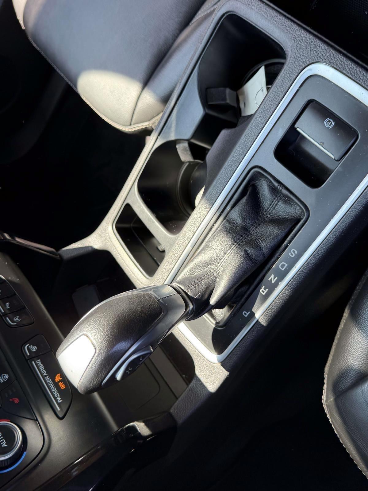 Ford Escape Titanium 4WD 2019