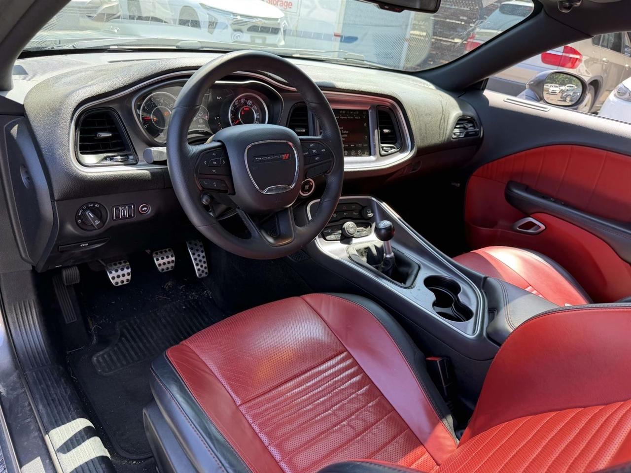 Dodge Challenger 2dr Cpe R/T Plus Shaker 2015