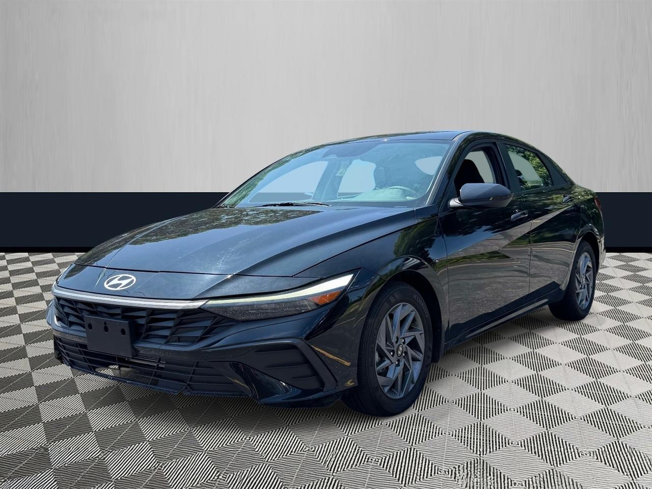 Hyundai Elantra SEL IVT 2024