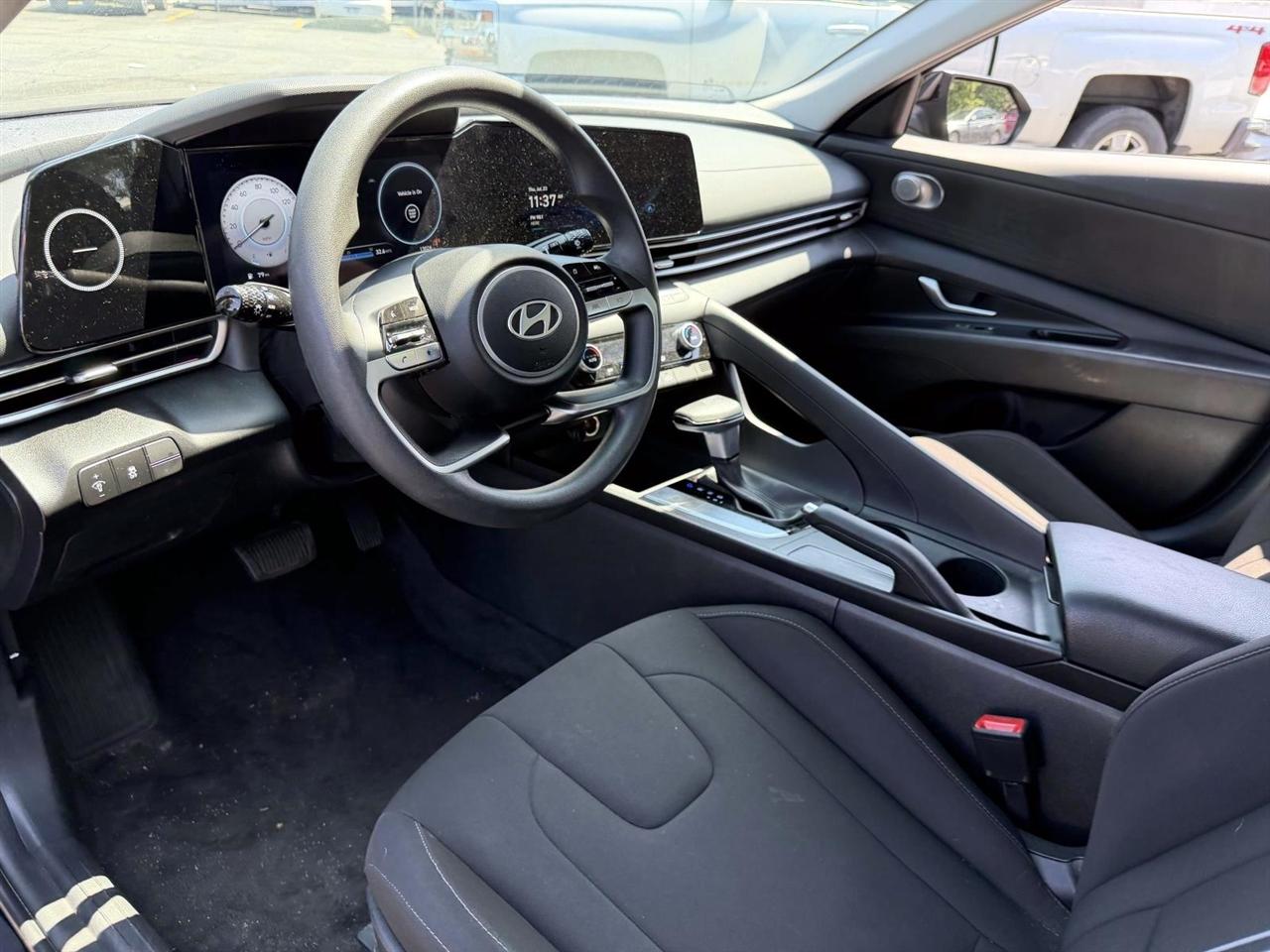 Hyundai Elantra SEL IVT 2024