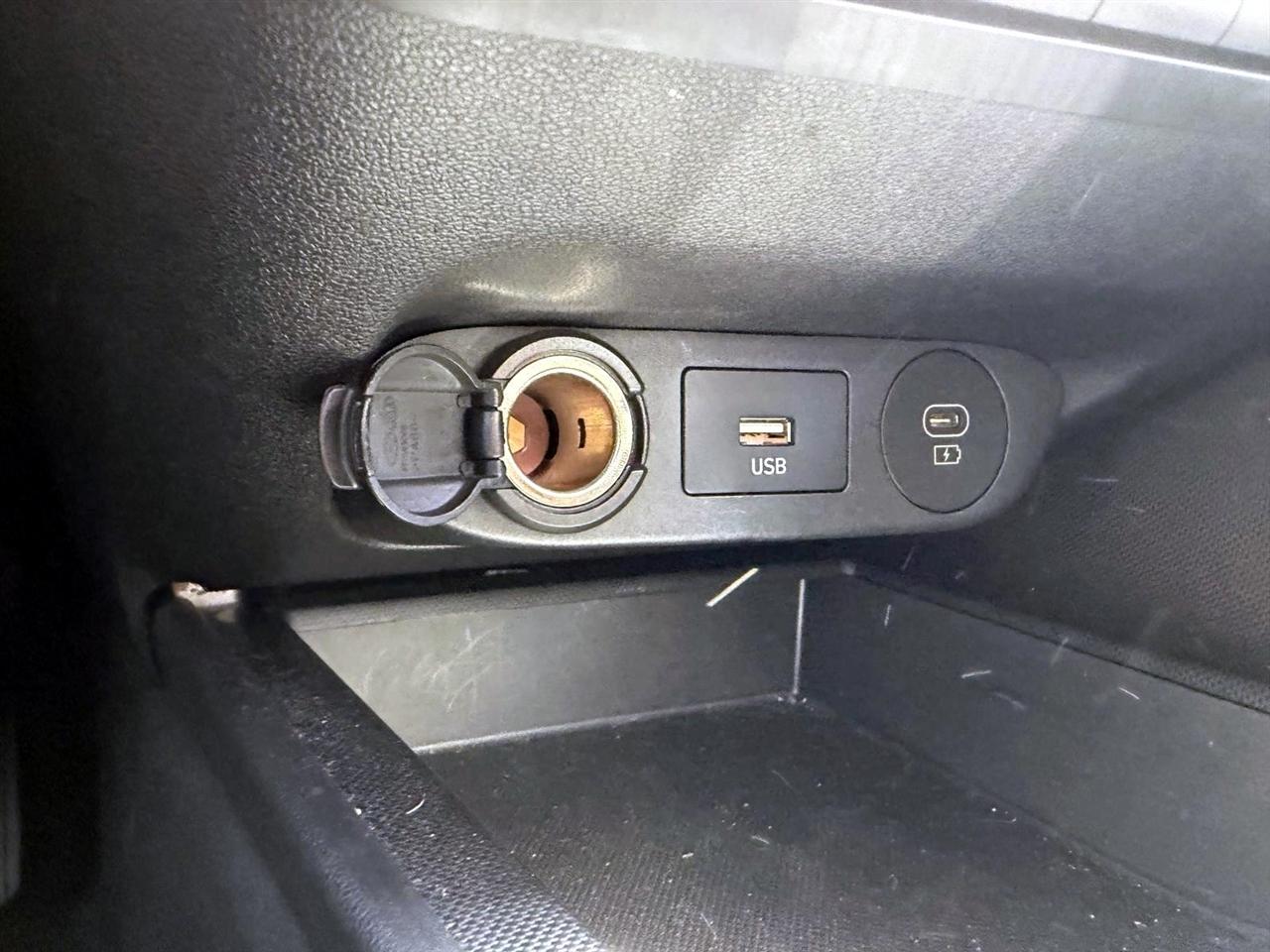 Hyundai Elantra SEL IVT 2024