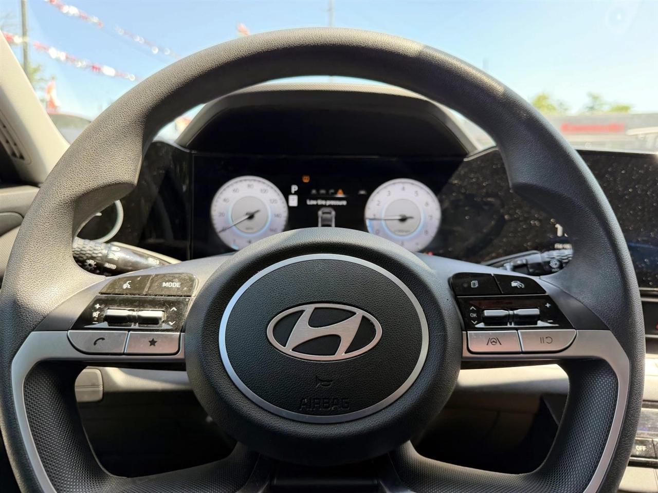 Hyundai Elantra SEL IVT 2024