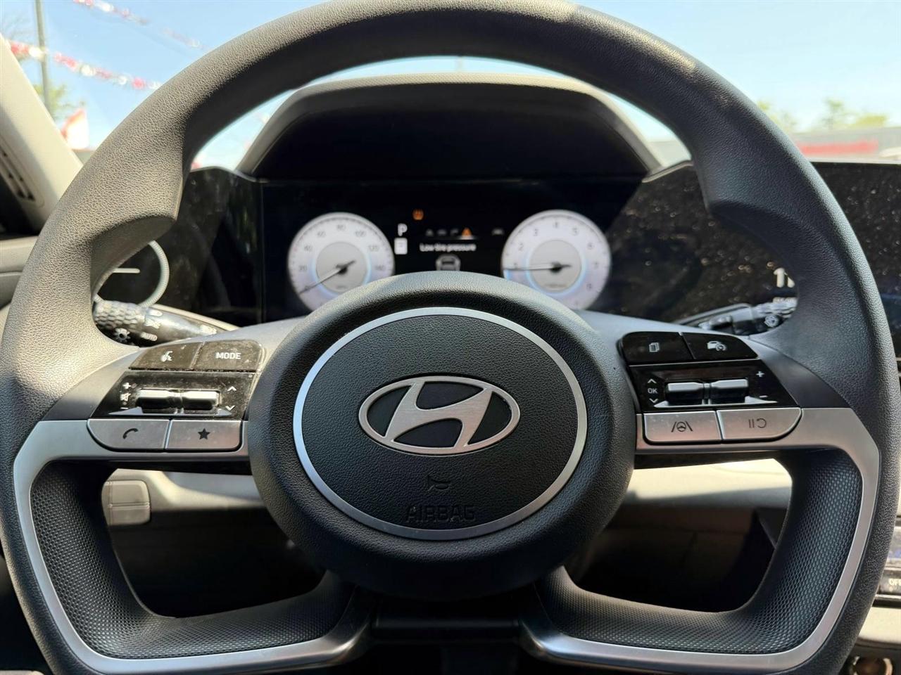 Hyundai Elantra SEL IVT 2024