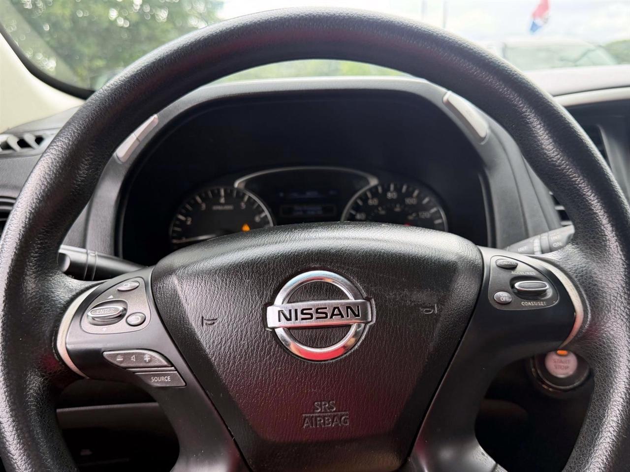 Nissan Pathfinder 4WD 4dr S 2014