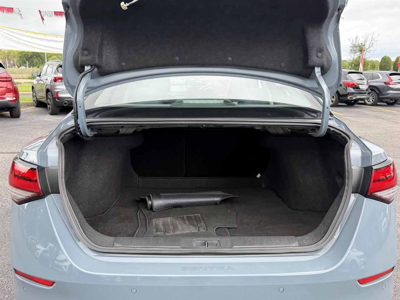 Nissan Sentra SV CVT 2024