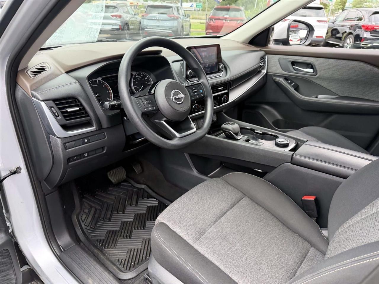 Nissan Rogue AWD SV 2023