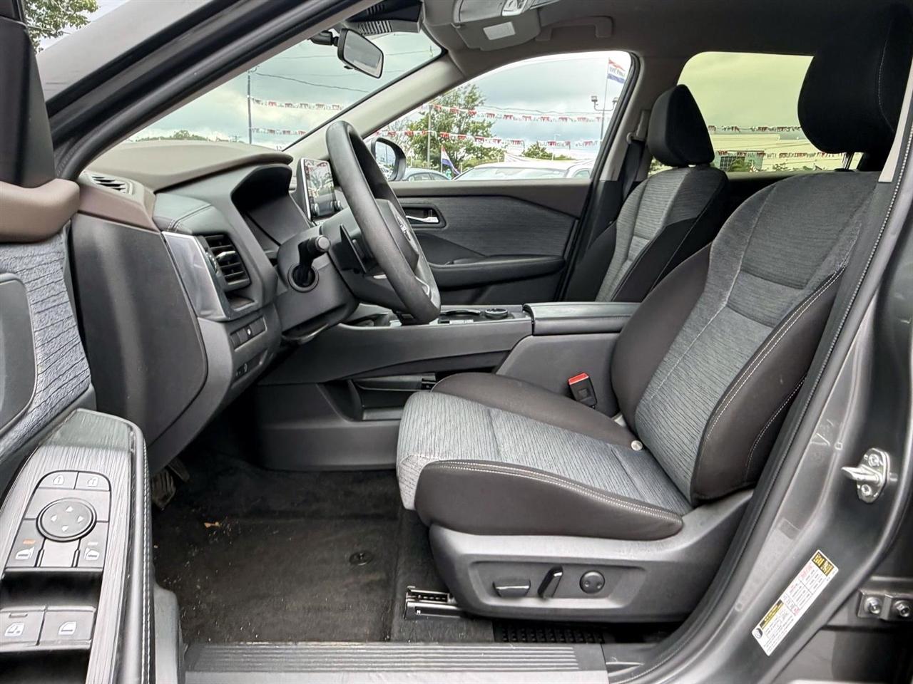 Nissan Rogue AWD SV 2023