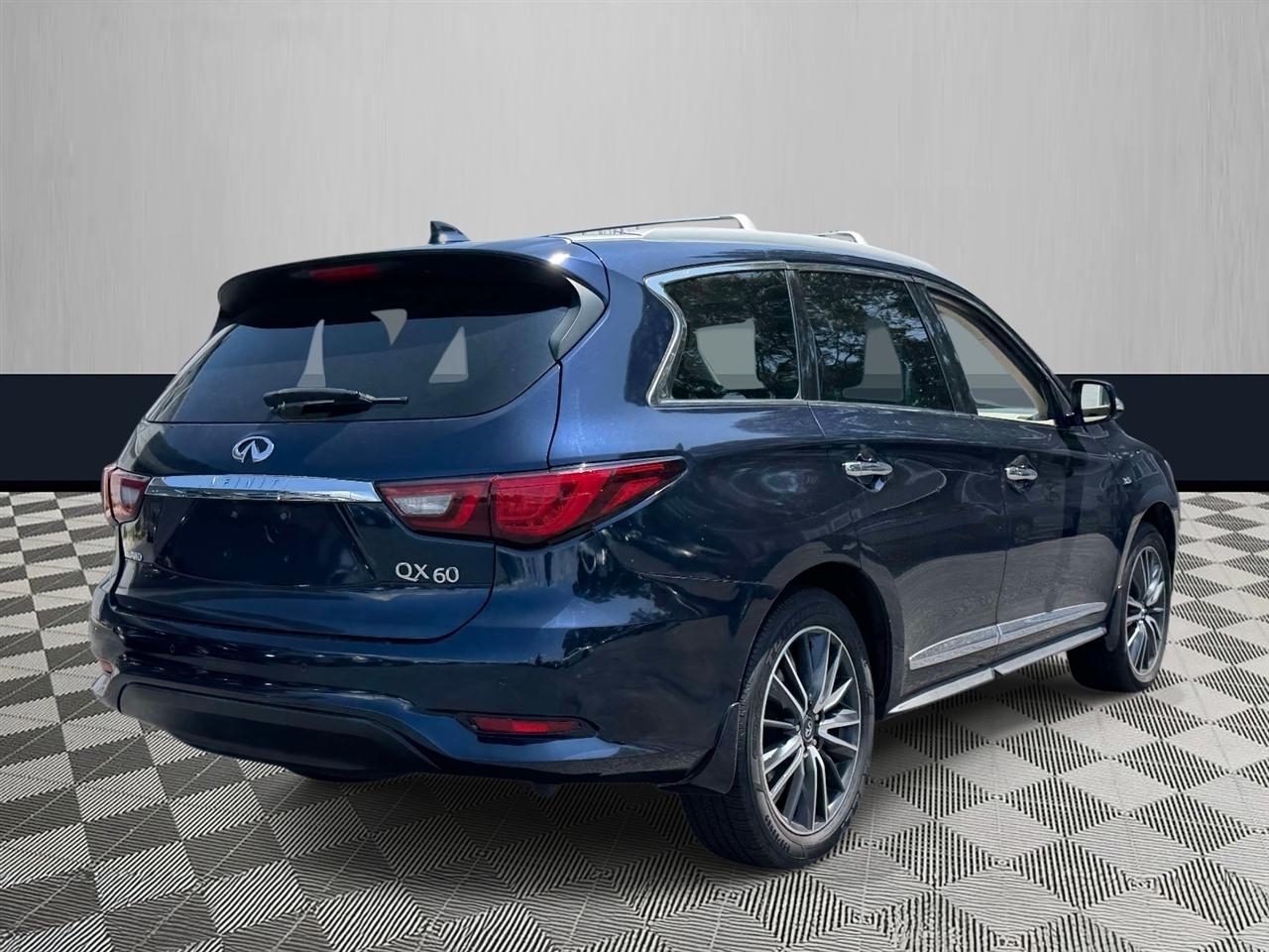 Infiniti QX60 2019.5 LUXE AWD 2019